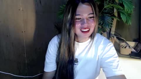 Snapshot of ursweet_ashley chatting on 10, 3, 2025 online show from 10, 3, 2025