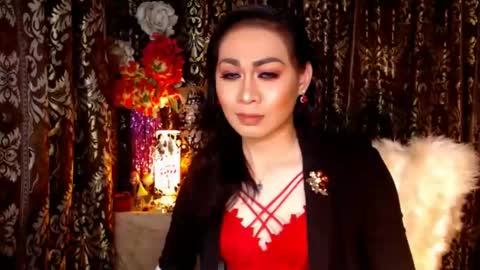 Snapshot of urtimelessbeauty chatting on 17, 1, 2025 Merca online show from 17, 1, 2025