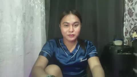 Snapshot of urunexpensivecamilla chatting on 15, 11, 2025 YOURGIRLCAMILLA online show from 15, 11, 2025