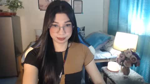 Ashley Kate Mateo Gray online show from 4, 2, 2025