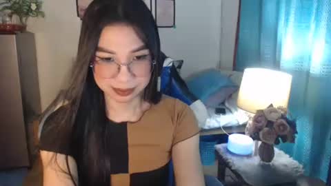 Ashley Kate Mateo Gray online show from 10, 3, 2025