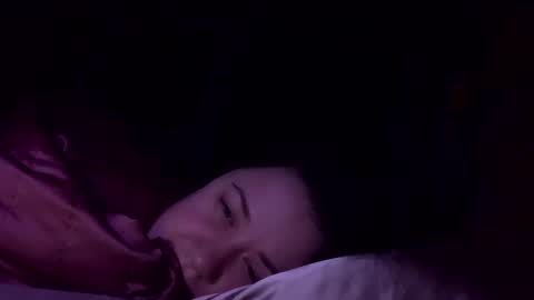 Snapshot of usefulhole chatting on 1, 11, 2025 usefulhole online show from 1, 11, 2025