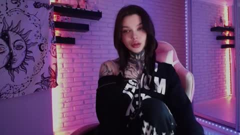 Eva online show from 17, 12, 2024