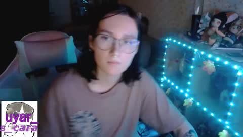 Snapshot of uyar_ chatting on 2, 10, 2025 Cara online show from 2, 10, 2025