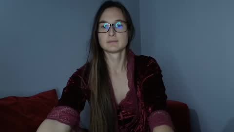 Valensiya online show from 5, 1, 2025