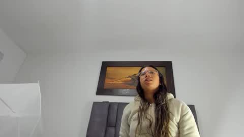 Vahiolet smith online show from 4, 2, 2026