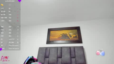 Snapshot of vahiolet_smith chatting on 13, 6, 2026 Vahiolet smith online show from 13, 6, 2026
