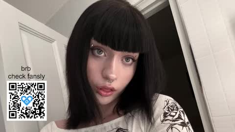 Snapshot of vailyreb chatting on 19, 2, 2026 Marin online show from 19, 2, 2026