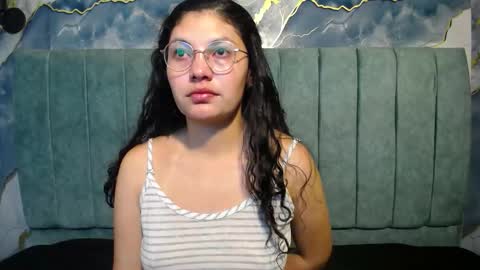 Snapshot of vainilla_cam chatting on 22, 3, 2026 Vainilla online show from 22, 3, 2026
