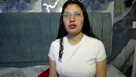 Snapshot of vainilla_cam chatting on 14, 4, 2026 Vainilla online show from 14, 4, 2026