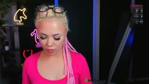 vaiolet_lovely online show from 22, 4, 2026