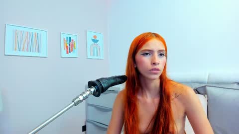 Snapshot of val_18 chatting on 19, 7, 2026 VALE online show from 19, 7, 2026