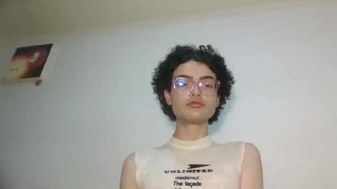 Valentina 3 online show from 13, 5, 2026