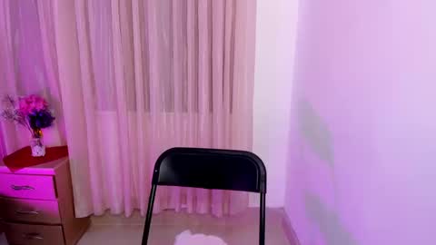 HI IM NEW online show from 9, 9, 2025