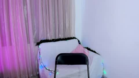 HI IM NEW online show from 17, 12, 2025