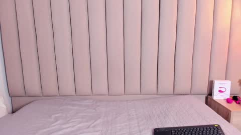 Snapshot of vale_n_matt chatting on 21, 12, 2024 Samantha y Matt online show from 21, 12, 2024