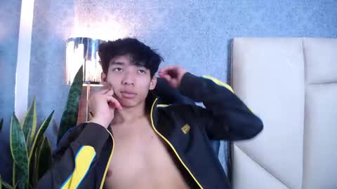 Snapshot of valenorlerot chatting on 9, 10, 2025 Valenor online show from 9, 10, 2025