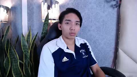 Snapshot of valenorlerot chatting on 16, 10, 2025 Valenor online show from 16, 10, 2025