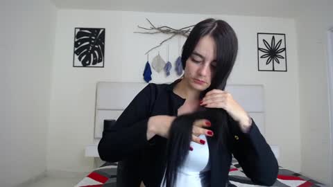 Snapshot of valentina_lopes chatting on 24, 1, 2025 valen online show from 24, 1, 2025