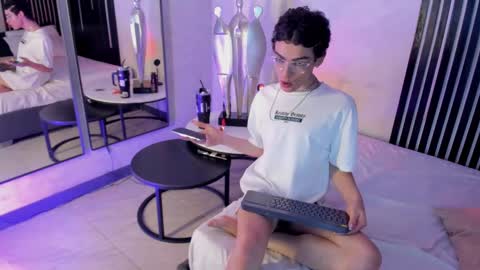 Snapshot of valentinaguerra1 chatting on 17, 10, 2025 valentinaguerra1 online show from 17, 10, 2025