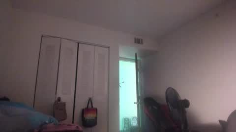 Snapshot of valentinas_dream chatting on 21, 9, 2025 Tina Bates online show from 21, 9, 2025