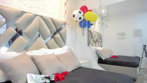 VALENTINA online show from 30, 6, 2026