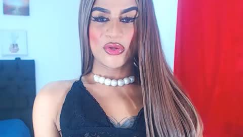 Snapshot of valentinaxxxdoll chatting on 10, 3, 2025 VALENTINA online show from 10, 3, 2025