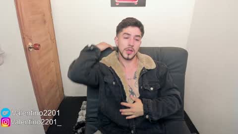 Snapshot of valentino2201 chatting on 7, 2, 2025 valentino online show from 7, 2, 2025