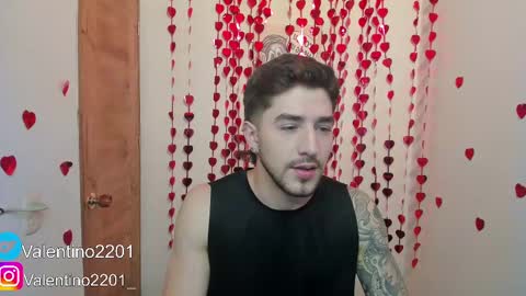 Snapshot of valentino2201 chatting on 14, 2, 2025 valentino online show from 14, 2, 2025