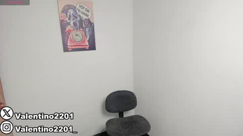 Snapshot of valentino2201 chatting on 6, 3, 2025 valentino online show from 6, 3, 2025