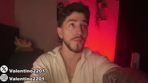 Snapshot of valentino2201 chatting on 11, 3, 2025 valentino online show from 11, 3, 2025