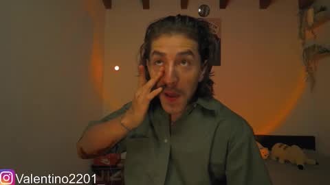 Snapshot of valentino_2201 chatting on 26, 3, 2026 Valentino - 15 OFF valentino2201 online show from 26, 3, 2026