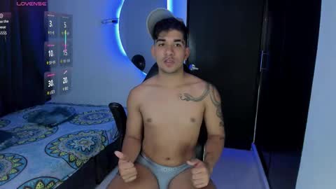 Snapshot of valentino_santos chatting on 3, 11, 2025 valentino santos online show from 3, 11, 2025