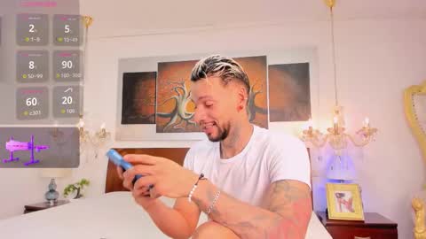 Snapshot of valentinos_ chatting on 22, 12, 2025 Valentinos online show from 22, 12, 2025