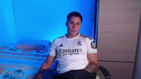 VALENTINO online show from 15, 4, 2026