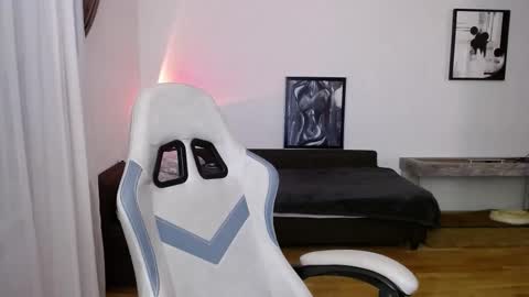 Snapshot of valents_cherry chatting on 15, 10, 2025 Valentina online show from 15, 10, 2025