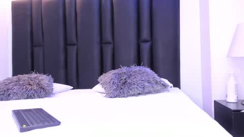 valeri_tafur online show from 6, 3, 2025