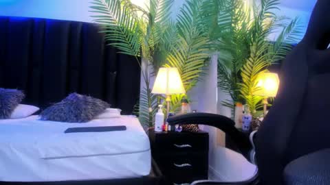 valeri_tafur online show from 29, 9, 2025