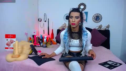 ...VALERIA DIR... online show from 16, 10, 2025
