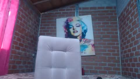 Snapshot of valerie_rousse chatting on 15, 1, 2025 valerie_rousse online show from 15, 1, 2025