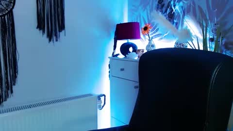 Valerie  online show from 11, 2, 2025