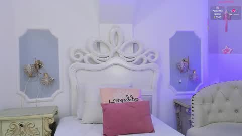 Snapshot of valerith_vega chatting on 8, 10, 2025   online show from 8, 10, 2025