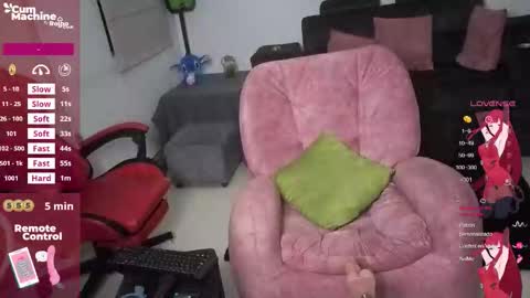 Snapshot of valery_adams1 chatting on 18, 9, 2025 Valery adams1 online show from 18, 9, 2025