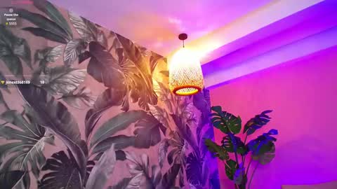 Snapshot of valery_blush chatting on 12, 10, 2025 valery_blush online show from 12, 10, 2025