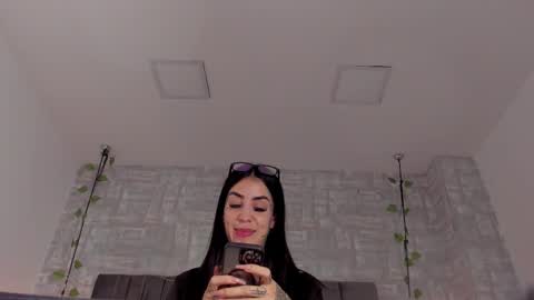 valerykat_ online show from 5, 1, 2026