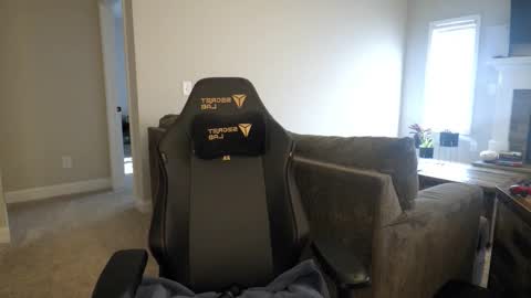 Snapshot of valerysquirt_19 chatting on 18, 1, 2026 valerie online show from 18, 1, 2026