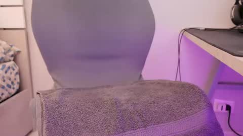 Snapshot of valeryuwu chatting on 14, 7, 2026 tinyfemboy online show from 14, 7, 2026