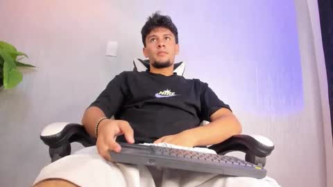 Valentino online show from 18, 3, 2026