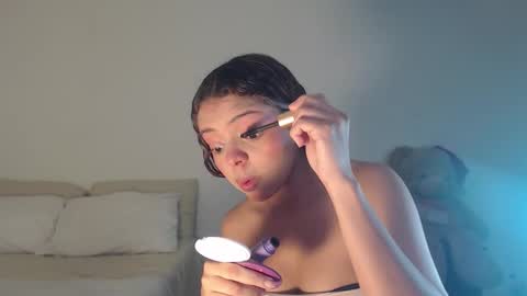 Snapshot of valientegirl_ chatting on 2, 2, 2026 VALIENTE online show from 2, 2, 2026