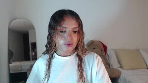 Snapshot of valientegirl_ chatting on 28, 2, 2026 VALIENTE online show from 28, 2, 2026